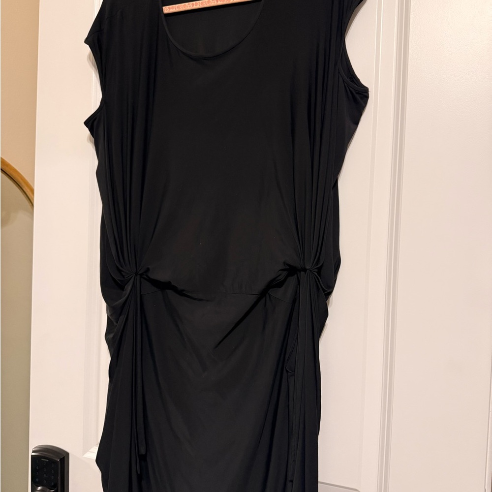 Diane Von Furstenberg Black Dress